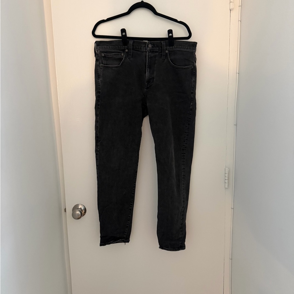 Madewell Relaxed Taper 34x32 Black Denim Jeans